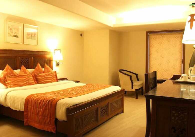 Hotel Sai Palace Inn