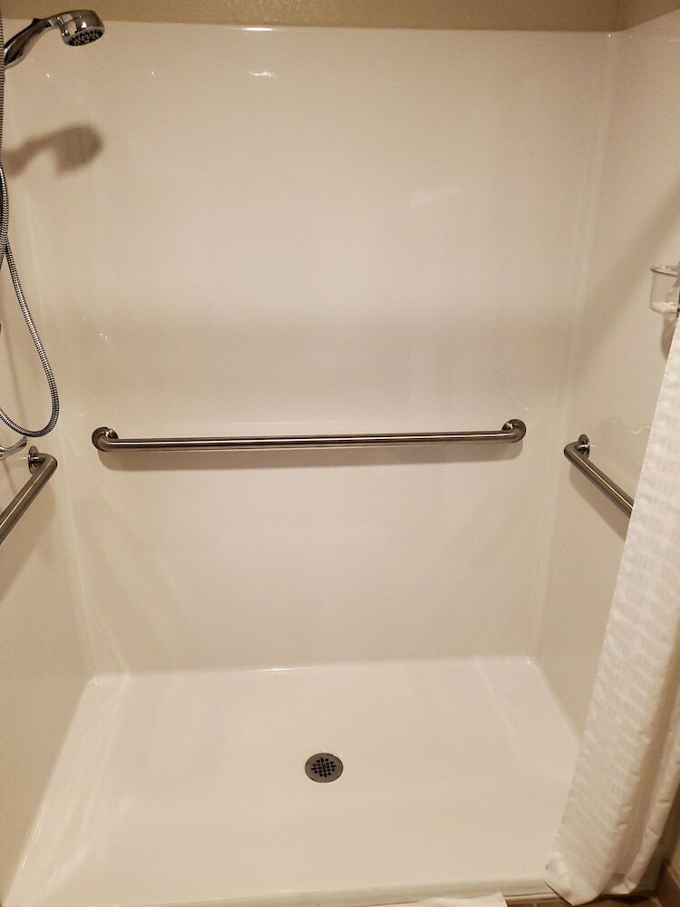 Hotel Cobblestone Inn & Suites - Maryville