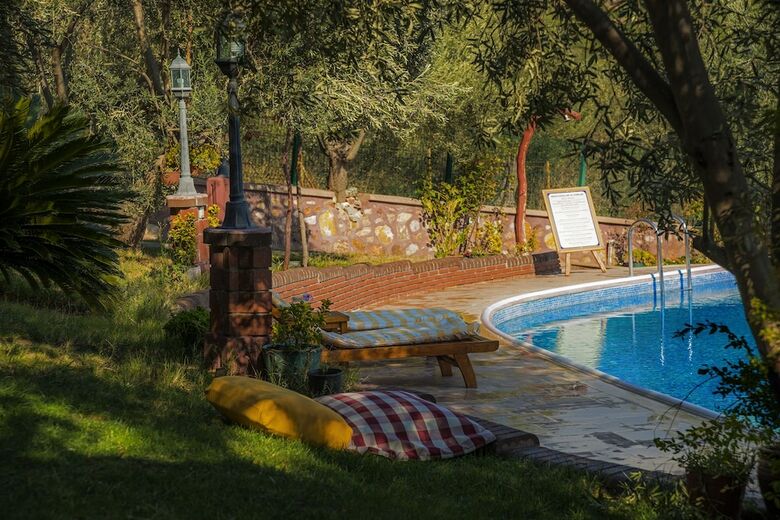 Aeneas Hotel