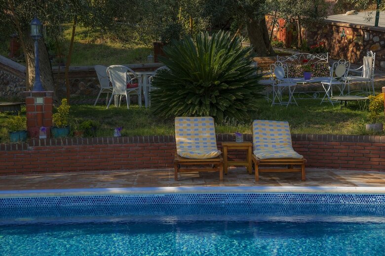 Aeneas Hotel