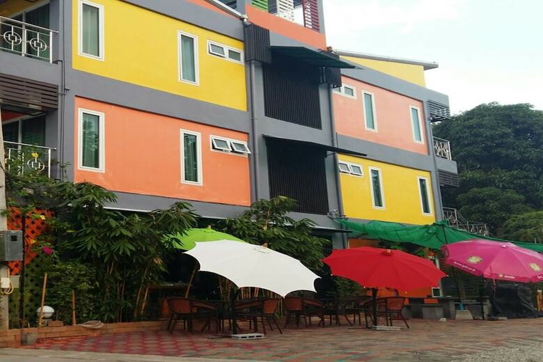 Hotel Raiwin Place