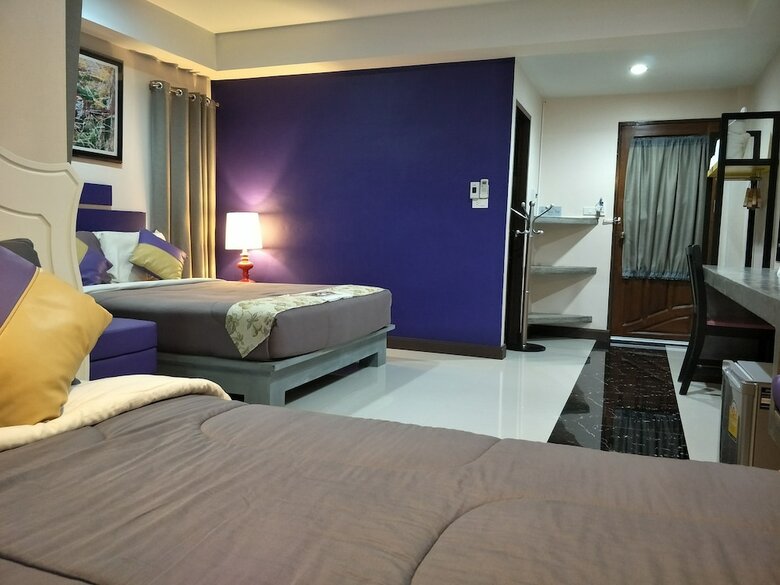 Hotel Raiwin Place