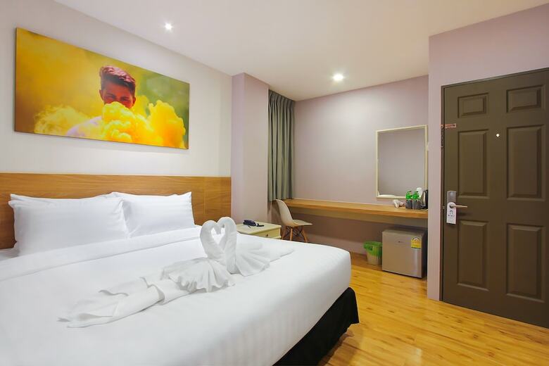 Hotel D Varee Xpress Pula Silom