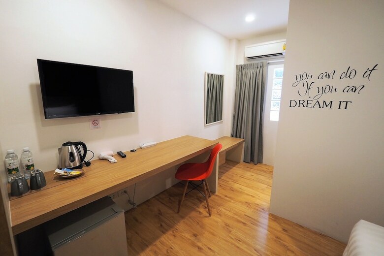 Hotel D Varee Xpress Pula Silom