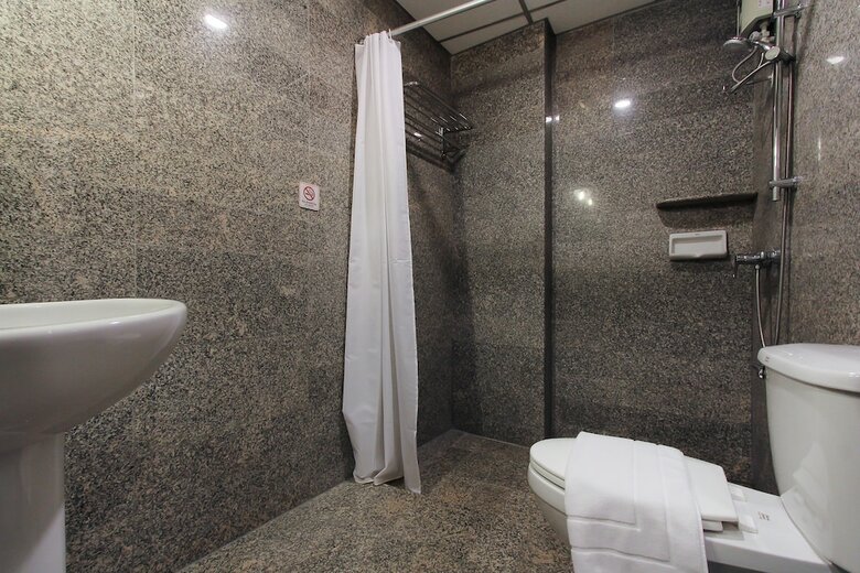 Hotel D Varee Xpress Pula Silom