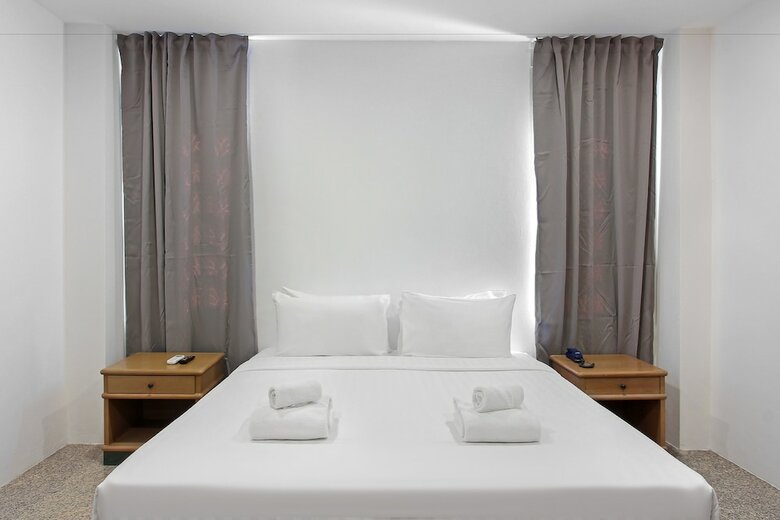 Hotel D Varee Xpress Pula Silom