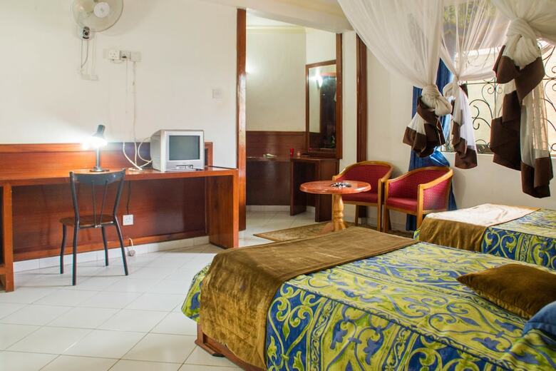 Oxford Royal Hotel