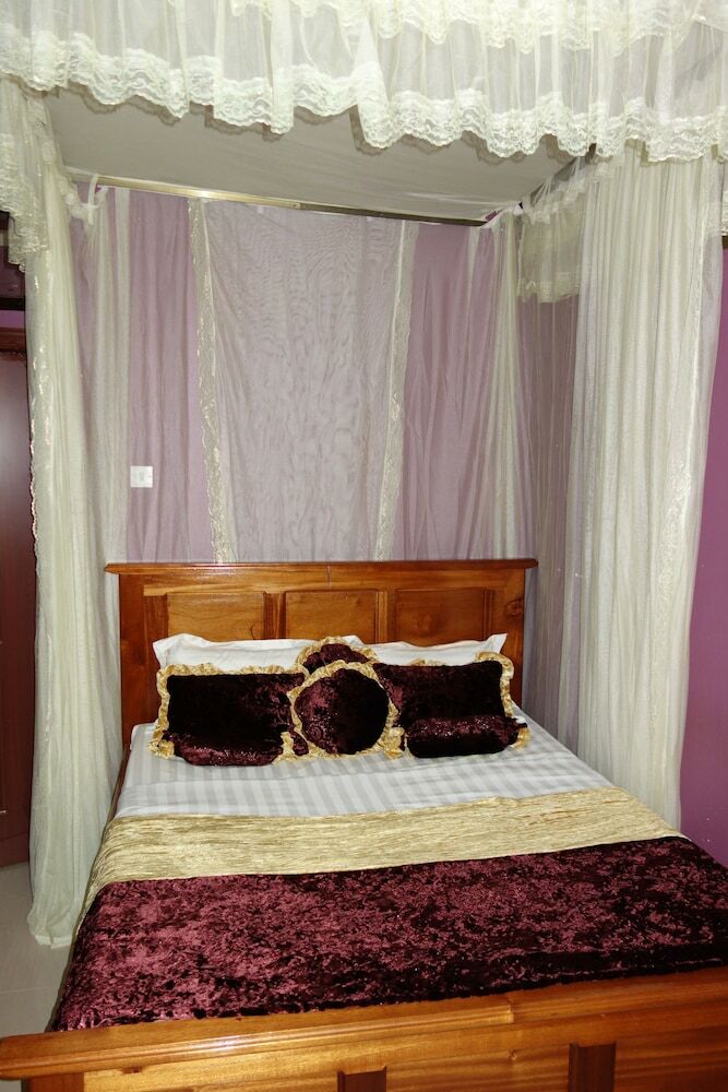 Impala Suites Hotel
