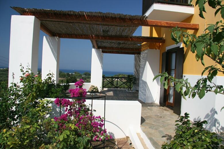 Apartamentos Ilis Villas