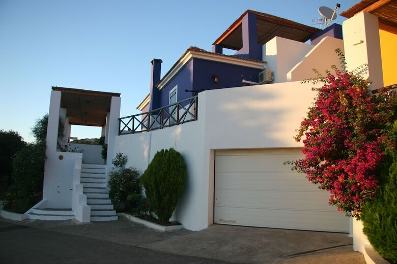 Apartamentos Ilis Villas