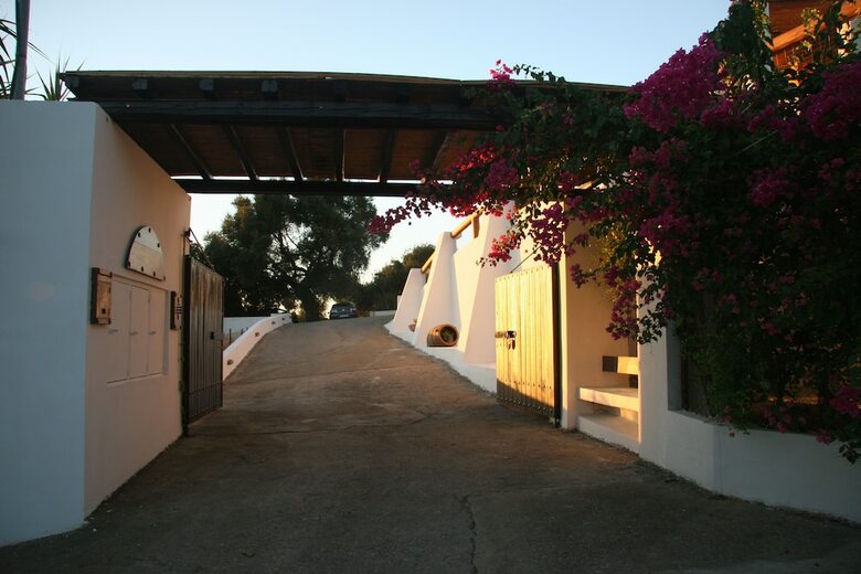 Apartamentos Ilis Villas