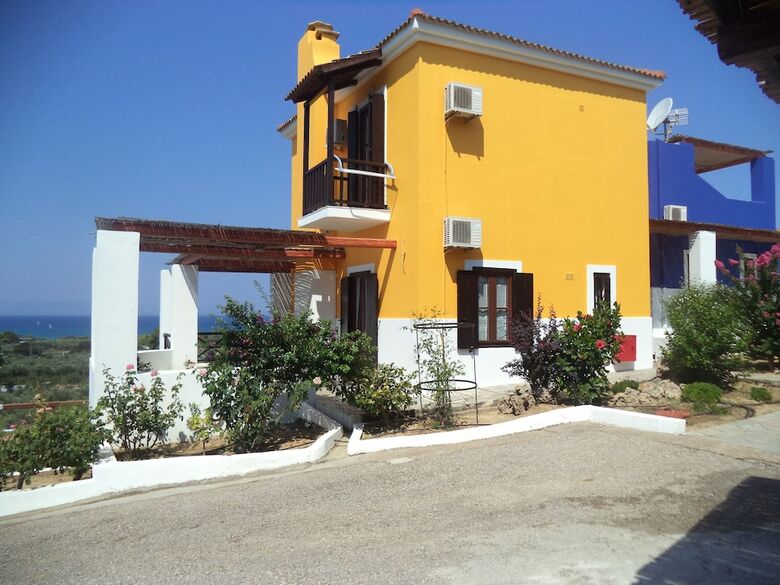 Apartamentos Ilis Villas