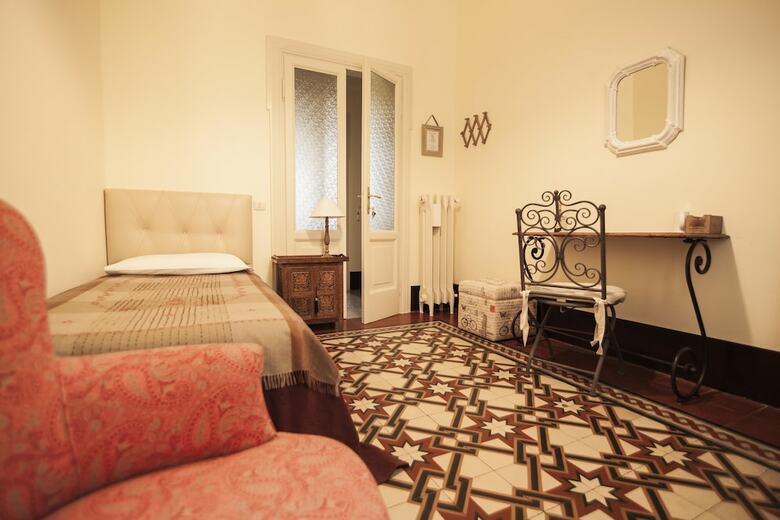 Le Flaneur Bed And Breakfast