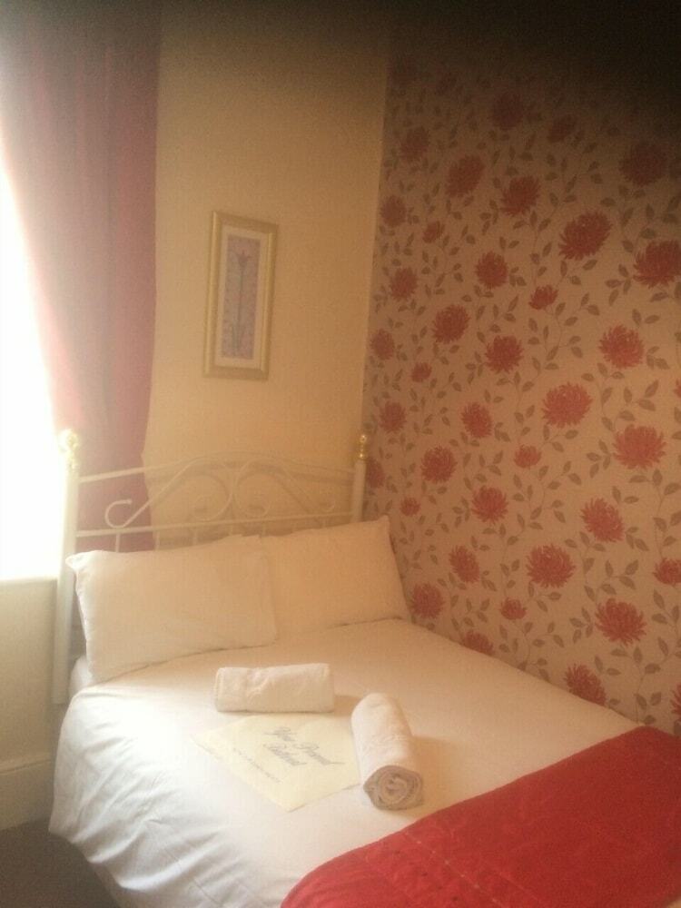 Bed & Breakfast Talbot House Hotel