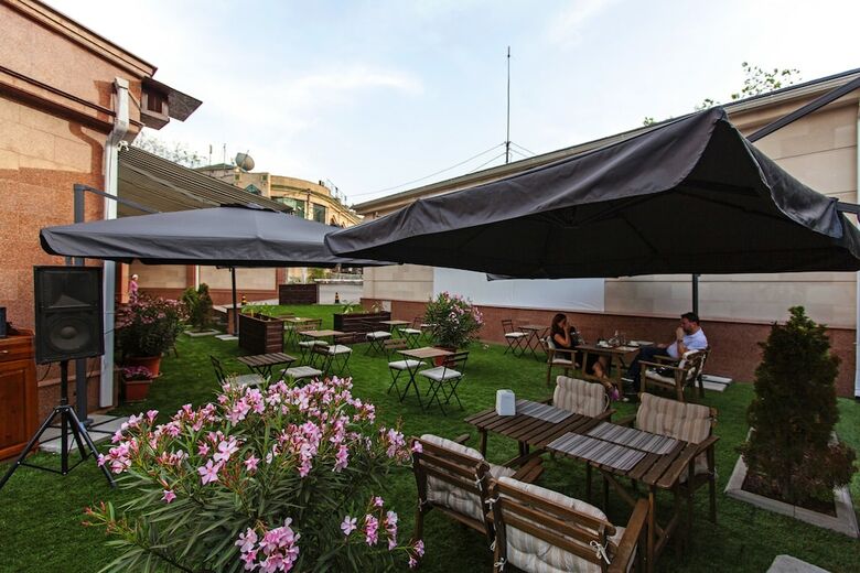 Hotel Alma