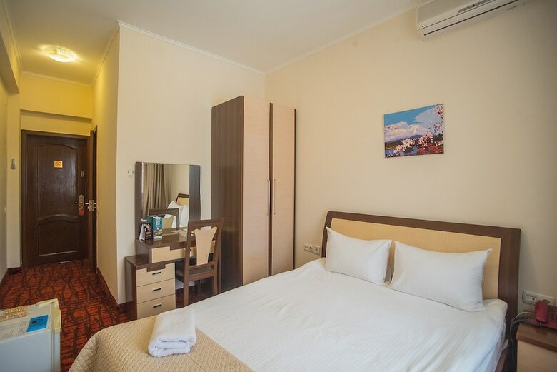 Hotel Alma