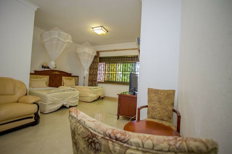 Hibis Hotel