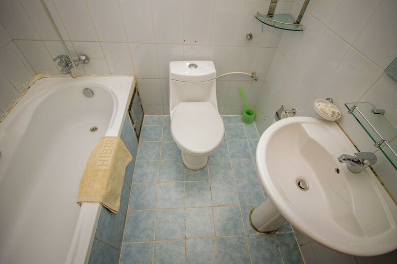 Hibis Hotel