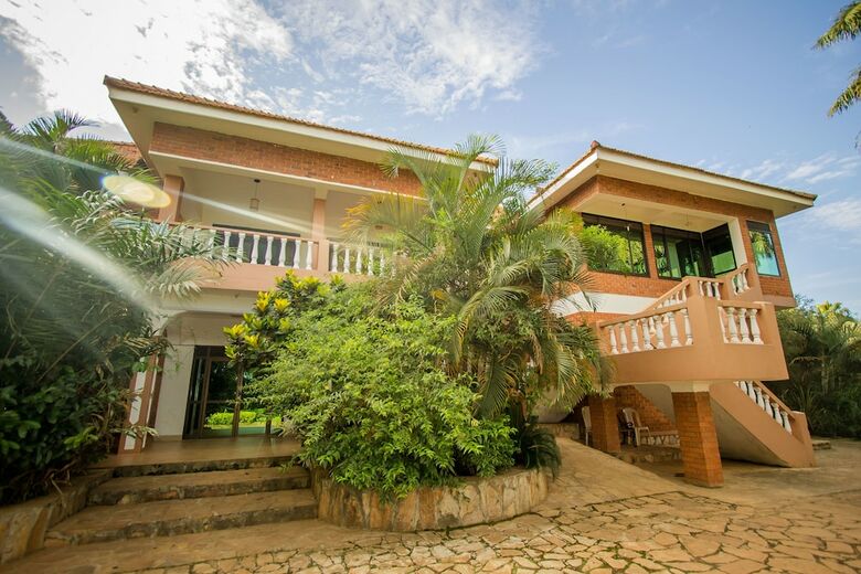 Hibis Hotel