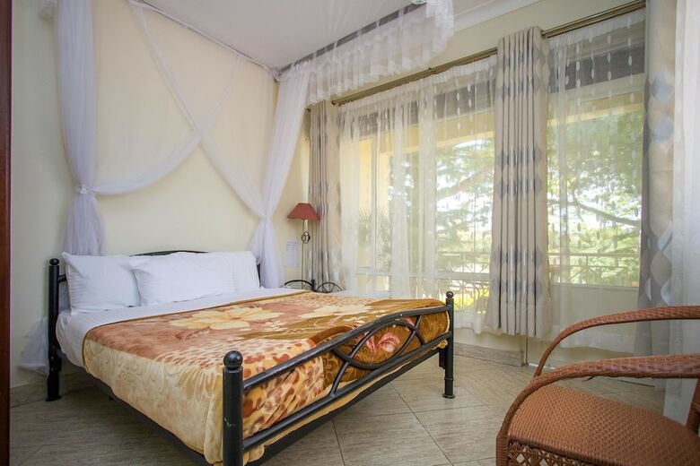Jinja Safari Hotel