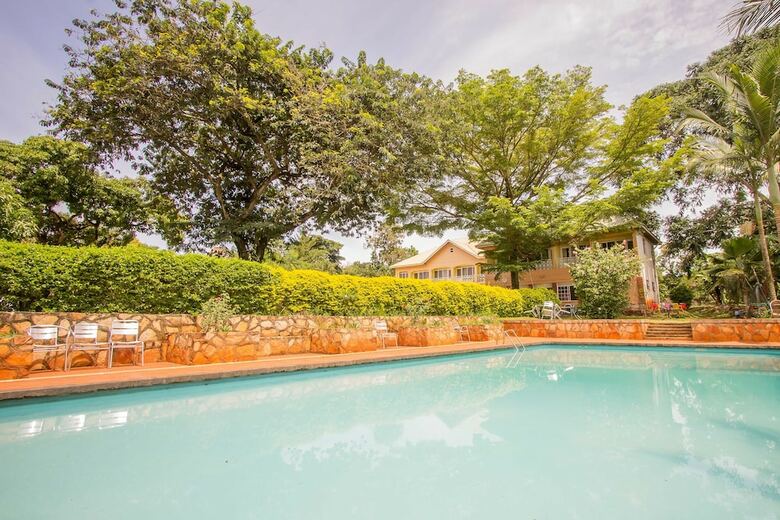 Jinja Safari Hotel