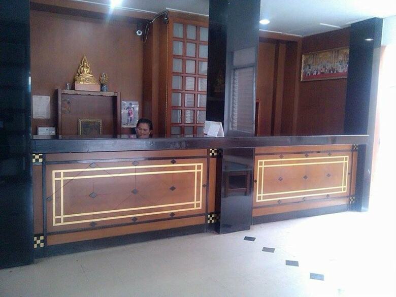 Petch Pailyn Hotel