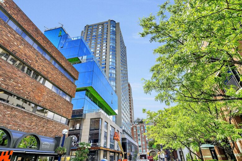 Hotel Quickstay - Yorkville Dream (Yonge & Bloor)