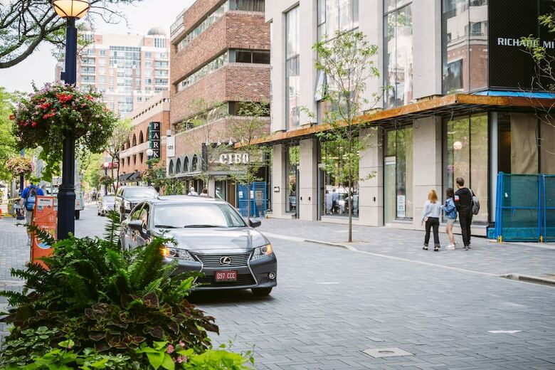 Hotel Quickstay - Yorkville Dream (Yonge & Bloor)