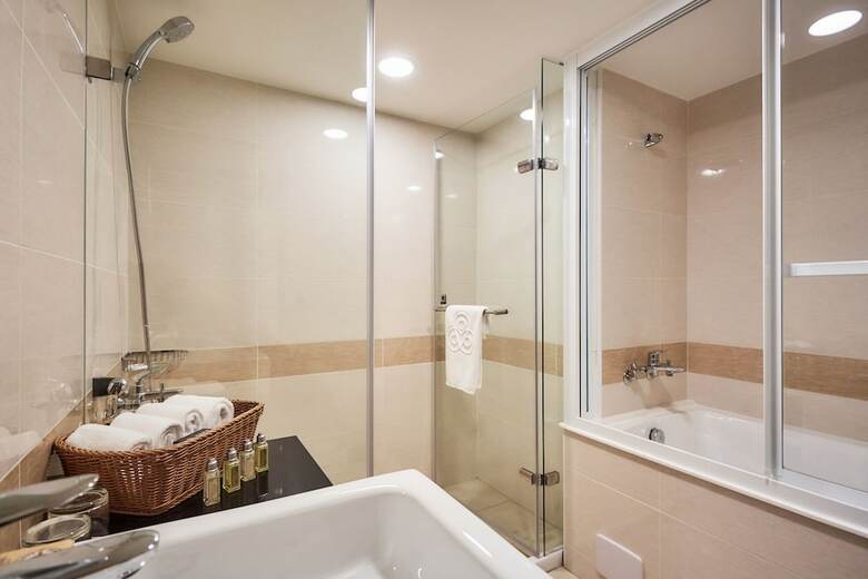 Eastin Taipei Hotel