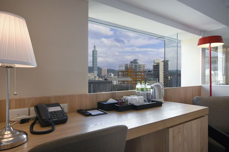 Eastin Taipei Hotel