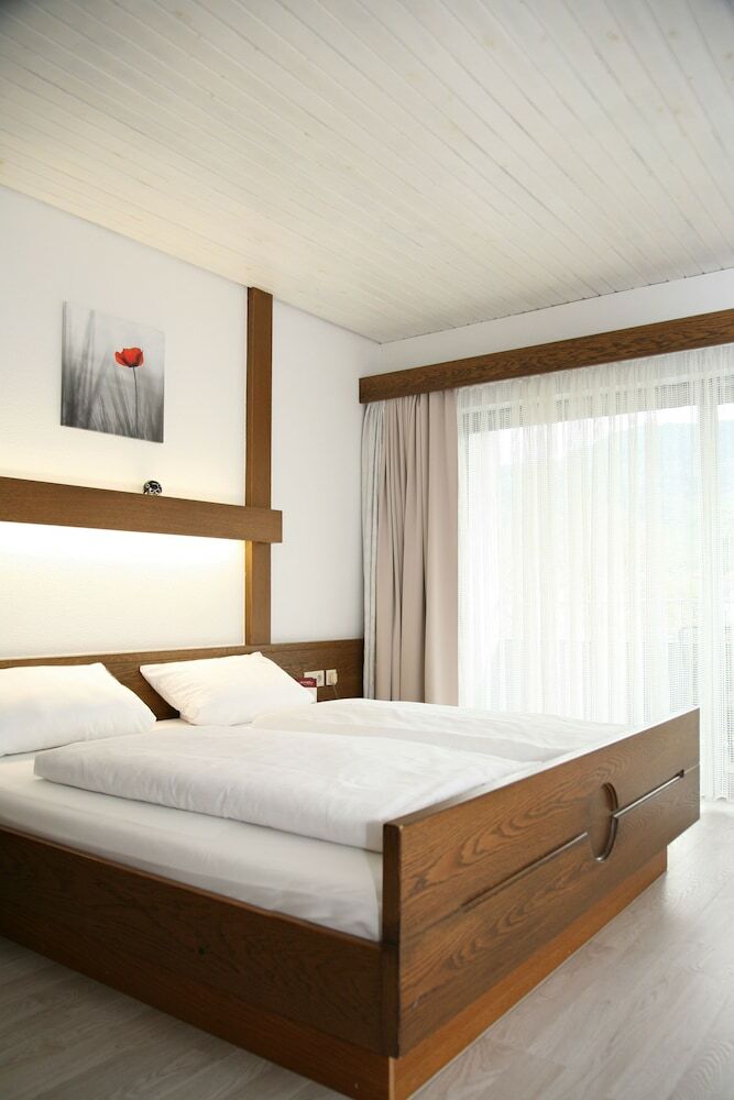 Hotel Pflug Ottenh�fen