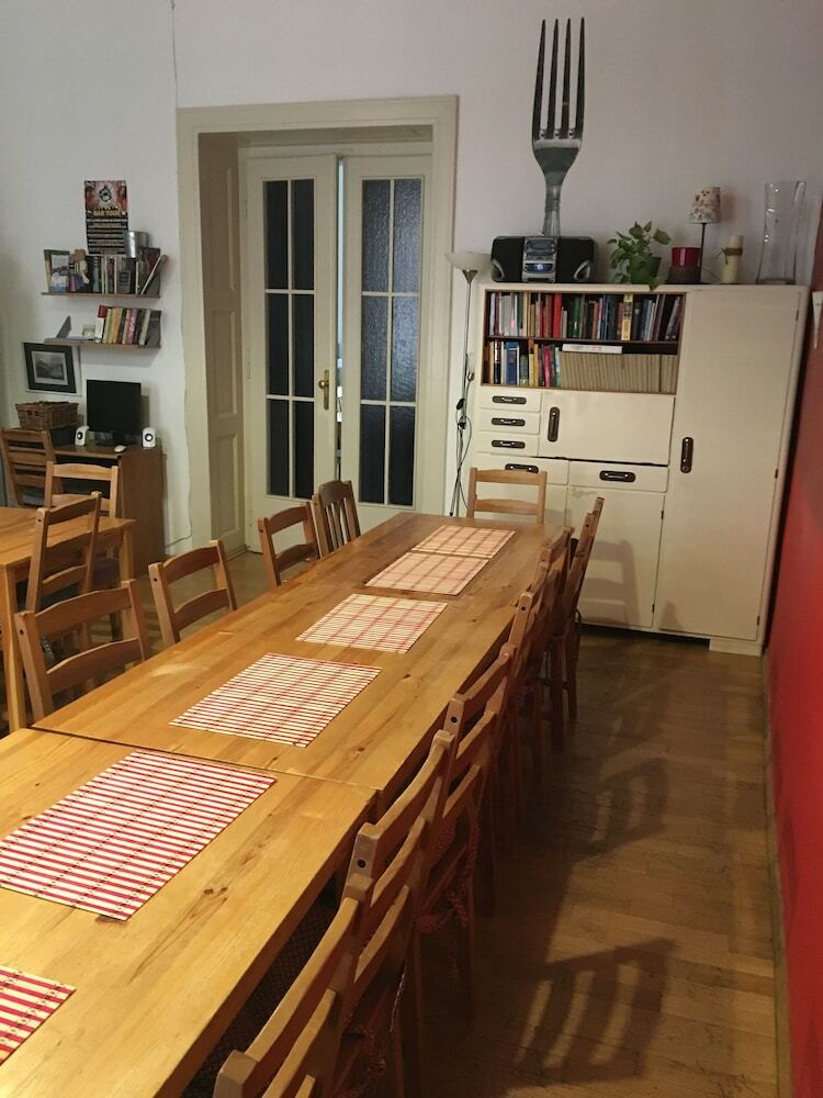Hostal Hostel Rosemary