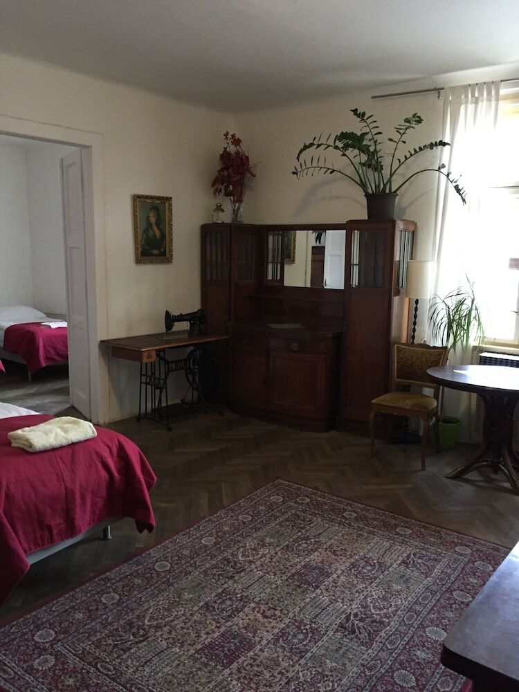 Hostal Hostel Rosemary