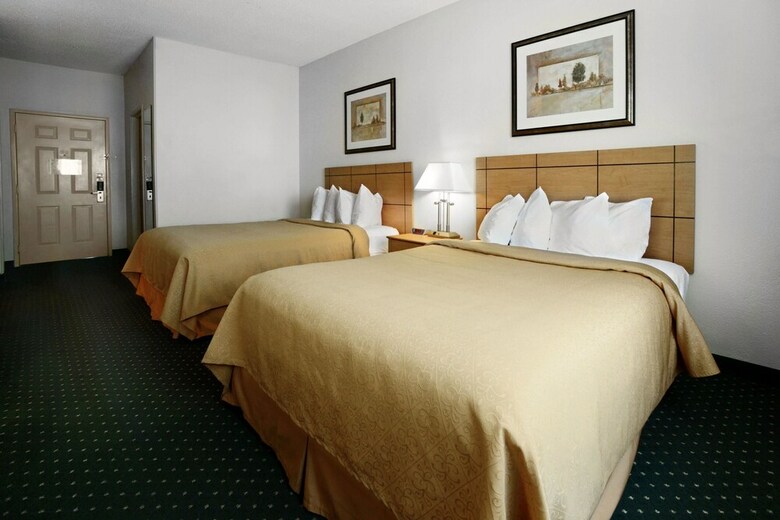 Hotel Quality Inn & Suites