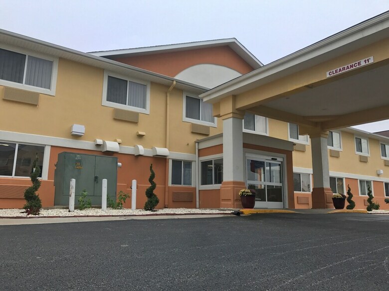 Hotel Quality Inn & Suites