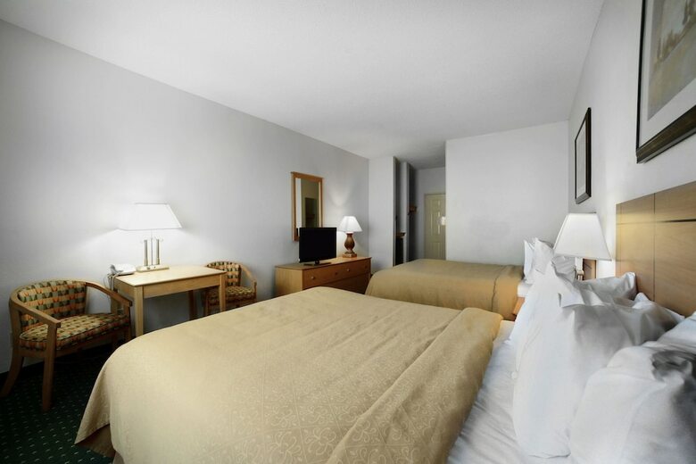 Hotel Quality Inn & Suites