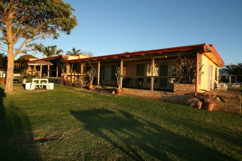 Apartamentos Lake Edge Holiday Units