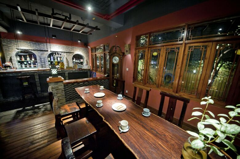 Hostal Parkside Hostel