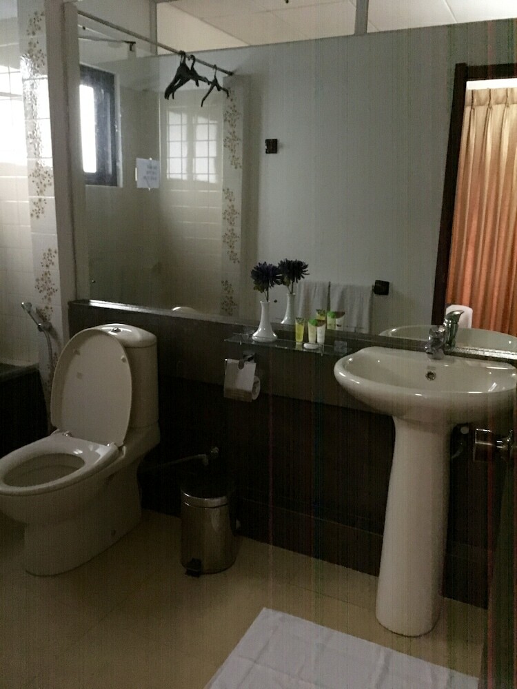 Hotel Oyo 472 Mount Marina Villas