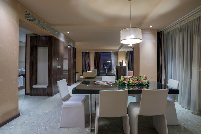 Hotel Ramada By Wyndham Sibiu