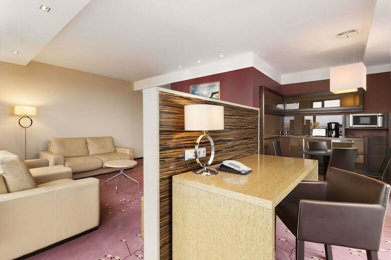 Hotel Ramada By Wyndham Sibiu
