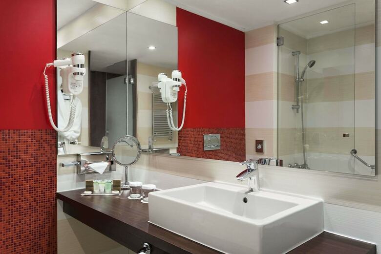 Hotel Ramada By Wyndham Sibiu