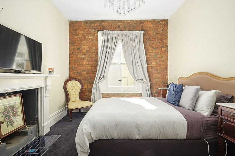 Hotel Claremont House
