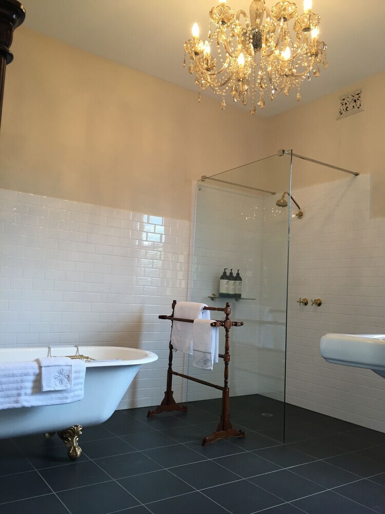 Hotel Claremont House