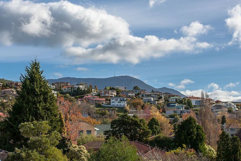 Long Beach House Apartments Sandy Bay