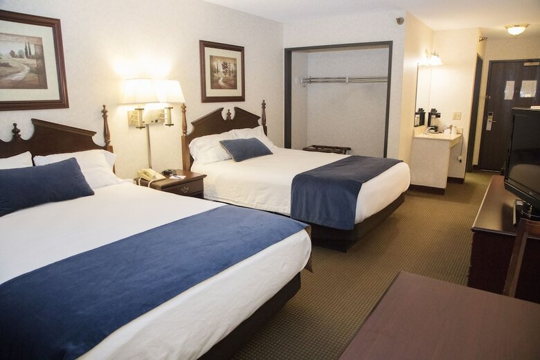 Hotel Grand Hinckley Inn