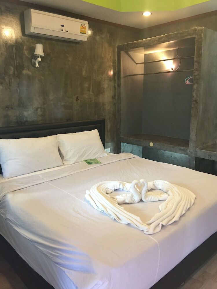 Hotel The White Elephant Resort
