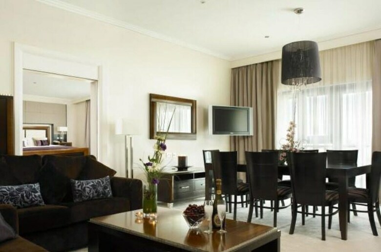 Shearwater Hotel & Spa