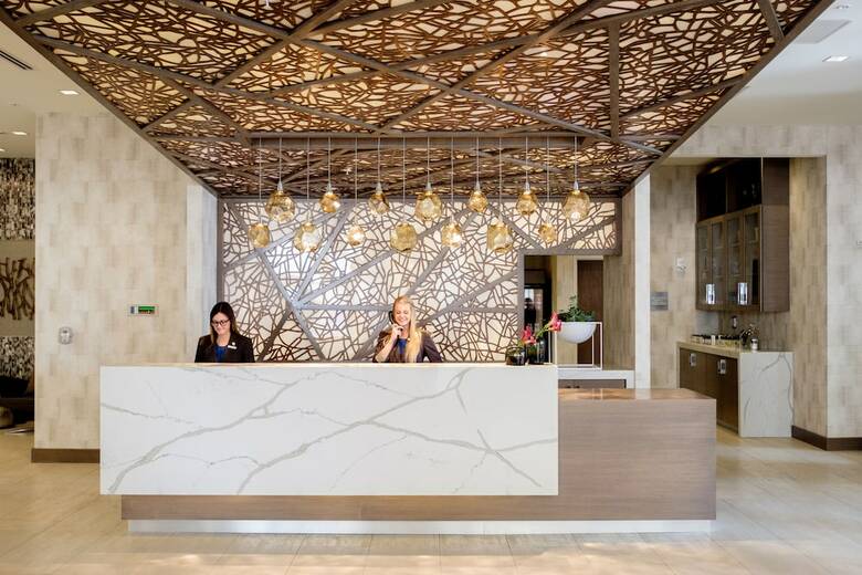 AC Hotel Cincinnati At The Banks