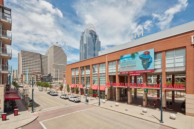 AC Hotel Cincinnati At The Banks